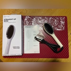 In-Styler Straight Up Mini Ceramic Straightening Brush